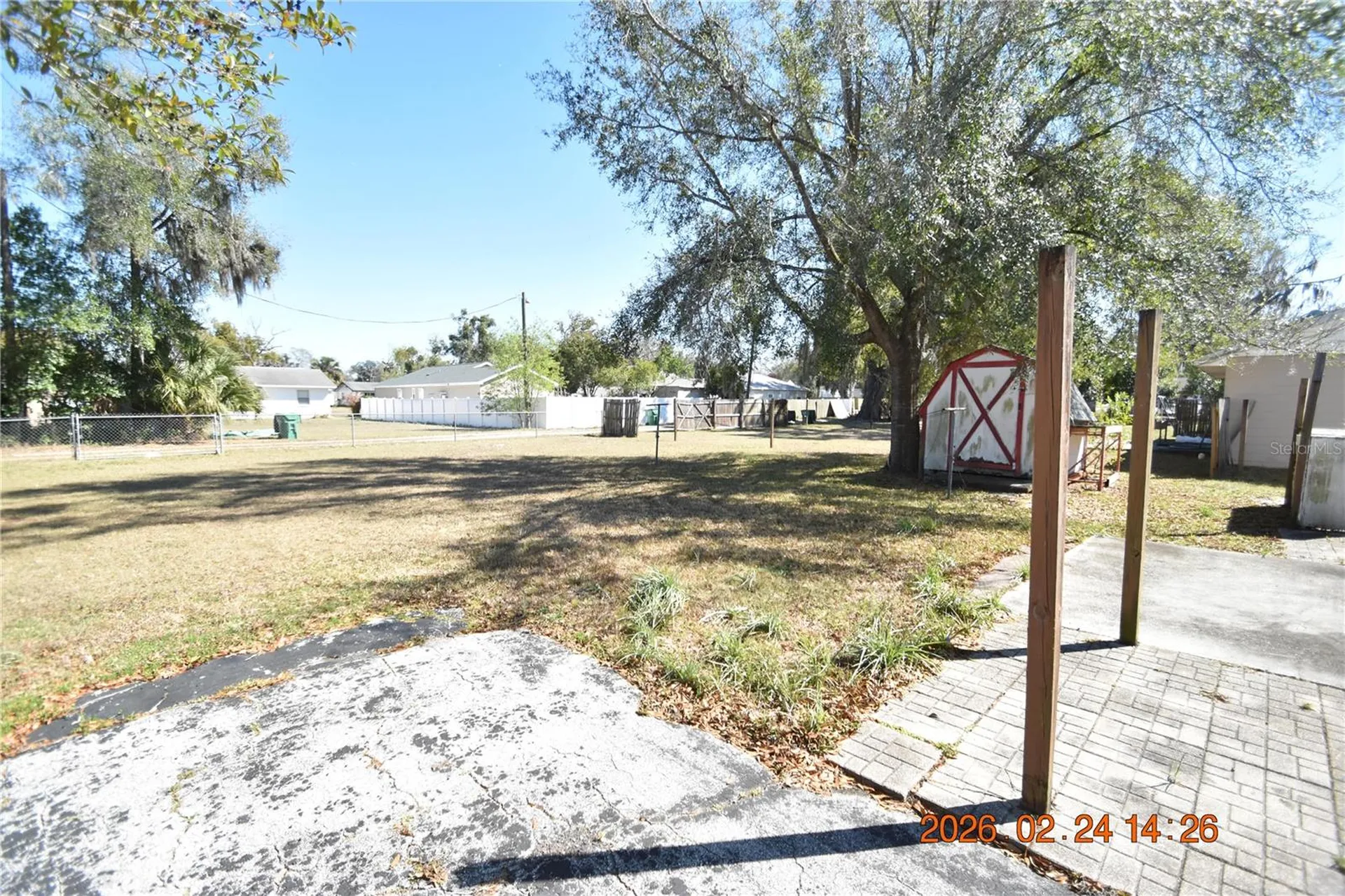 5028 16th Street Zephyrhills FL 33542
