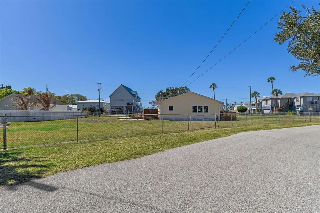 7272 Westwind Street Weeki Wachee FL 34607