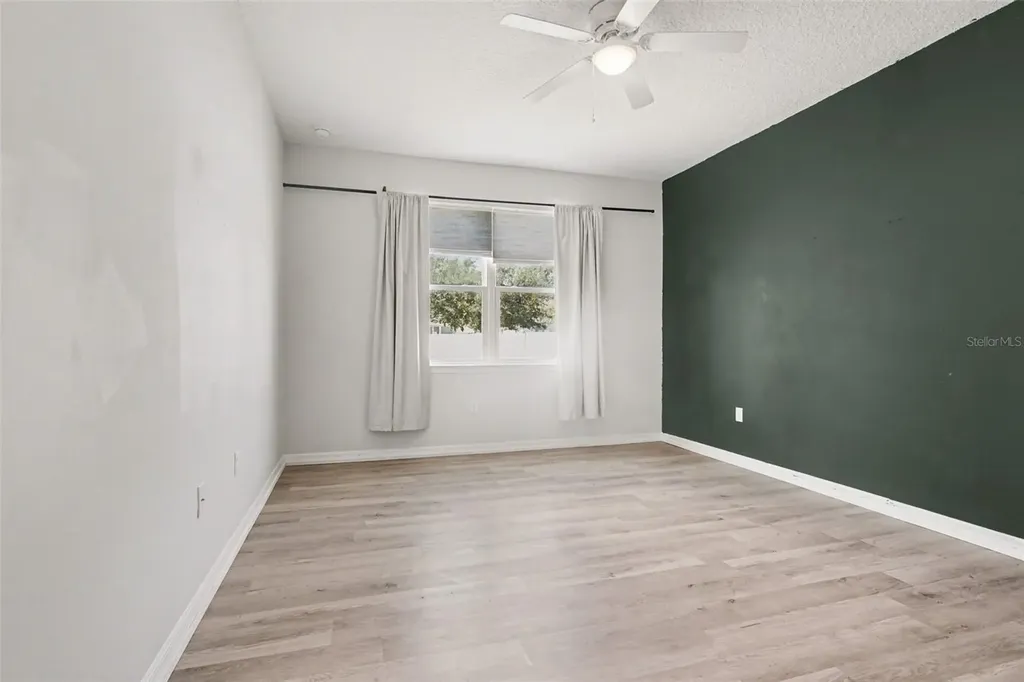 2735 Rowan Street Tavares FL 32778