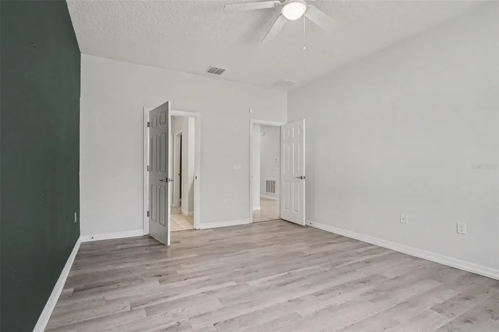 2735 Rowan Street Tavares FL 32778