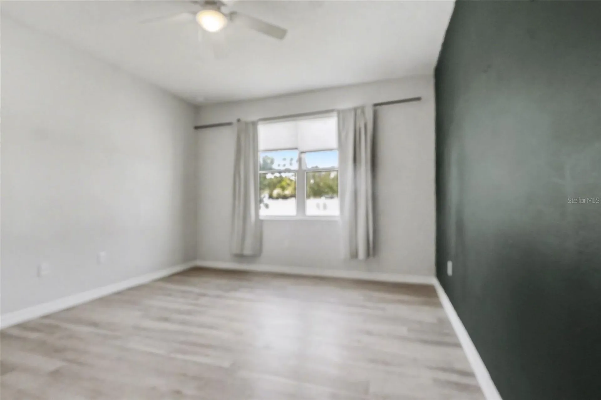 2735 Rowan Street Tavares FL 32778