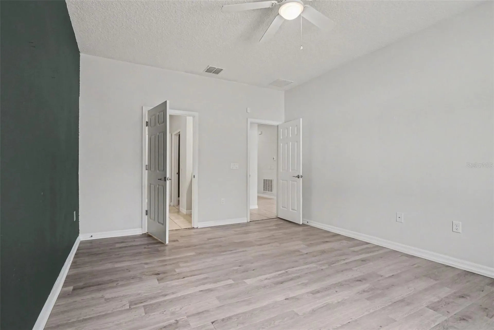 2735 Rowan Street Tavares FL 32778