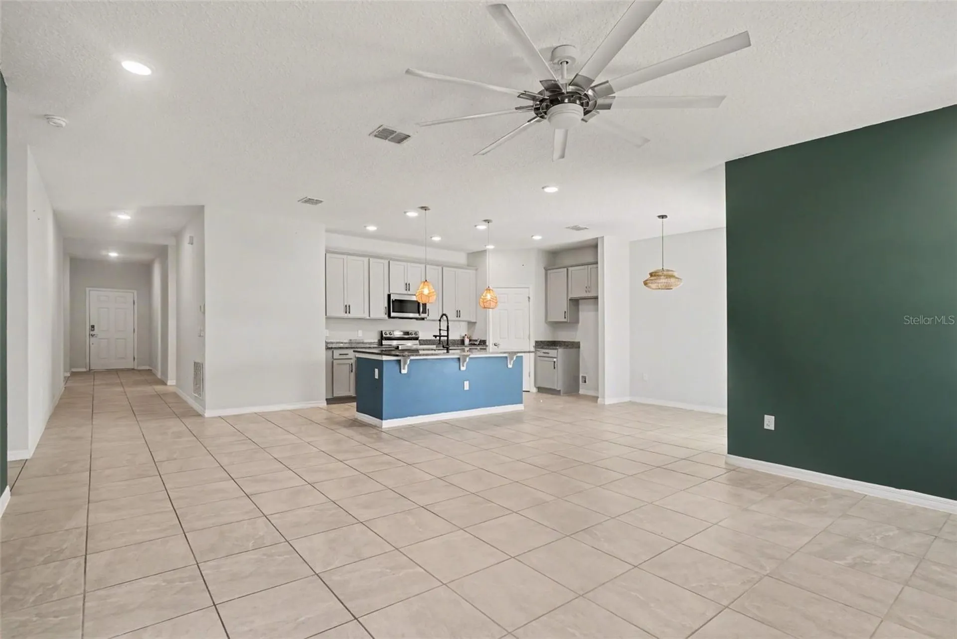 2735 Rowan Street Tavares FL 32778