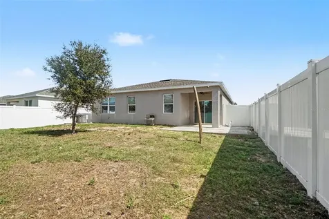 2735 Rowan Street Tavares FL 32778