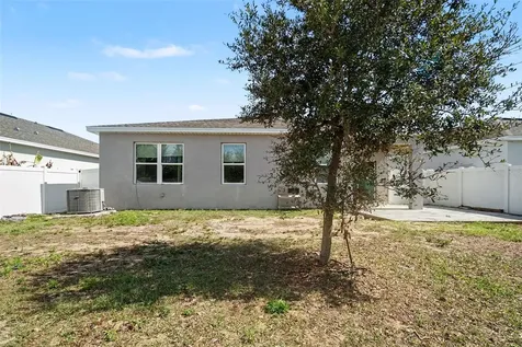 2735 Rowan Street Tavares FL 32778