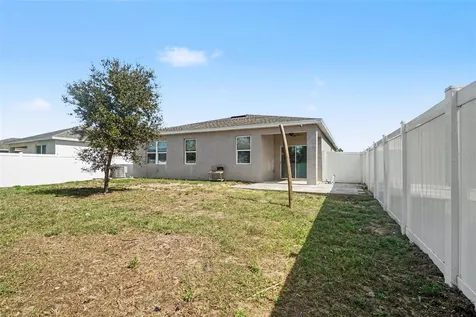 2735 Rowan Street Tavares FL 32778