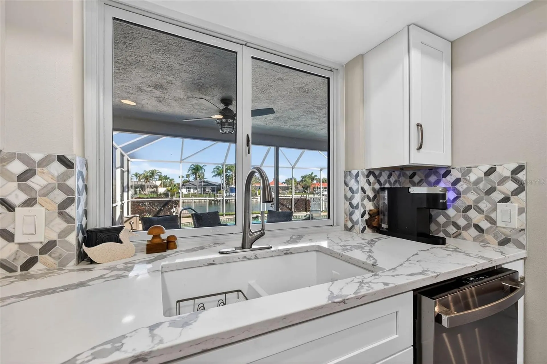 3927 48th Avenue S St Petersburg FL 33711