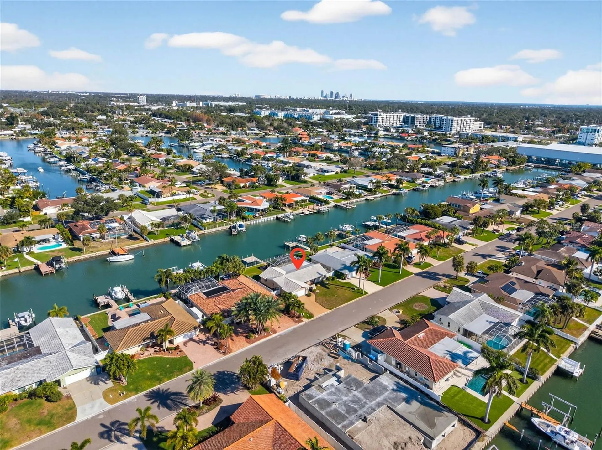 3927 48th Avenue S St Petersburg FL 33711