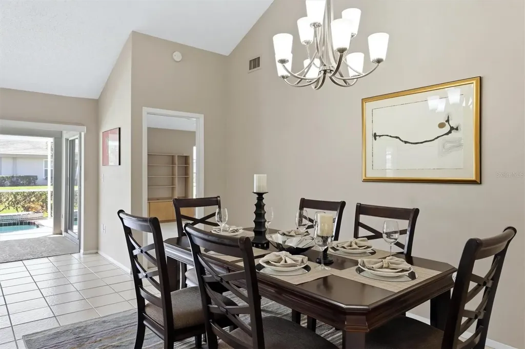 5462 Crestlake Boulevard Sarasota FL 34233