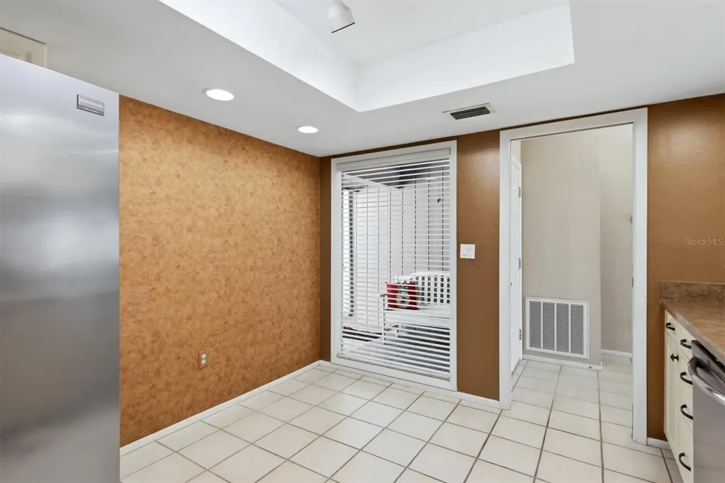 5462 Crestlake Boulevard Sarasota FL 34233