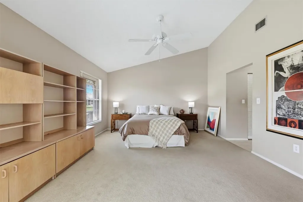 5462 Crestlake Boulevard Sarasota FL 34233