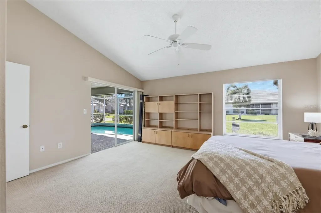 5462 Crestlake Boulevard Sarasota FL 34233