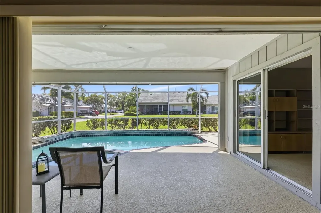 5462 Crestlake Boulevard Sarasota FL 34233