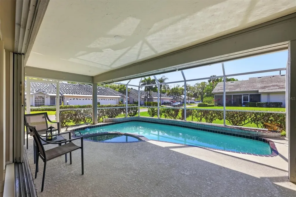 5462 Crestlake Boulevard Sarasota FL 34233