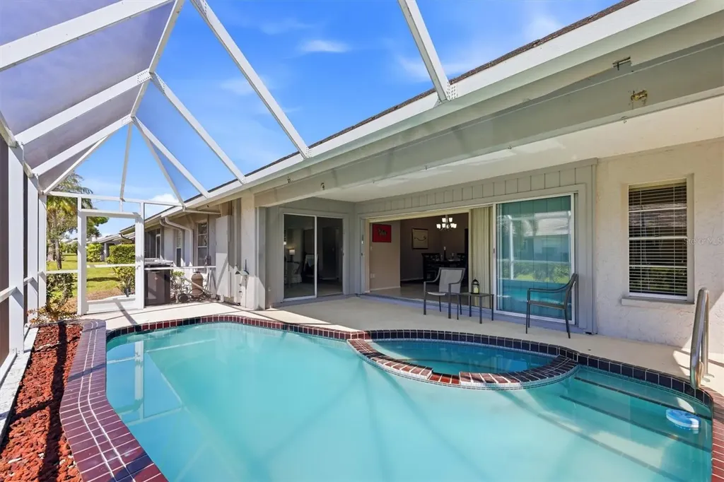 5462 Crestlake Boulevard Sarasota FL 34233