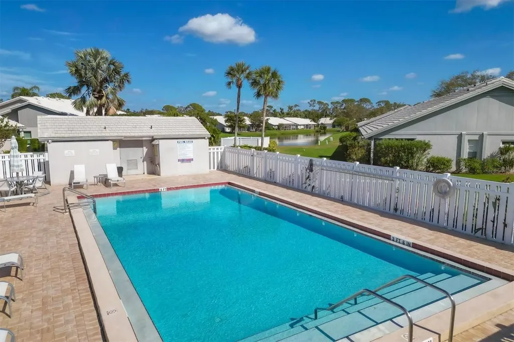 5462 Crestlake Boulevard Sarasota FL 34233
