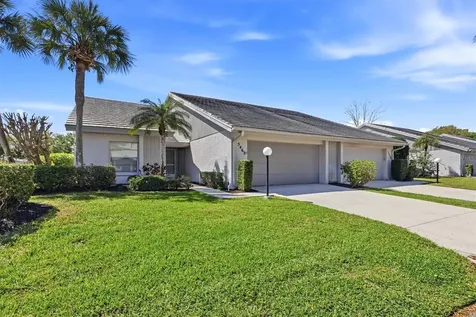 5462 Crestlake Boulevard Sarasota FL 34233