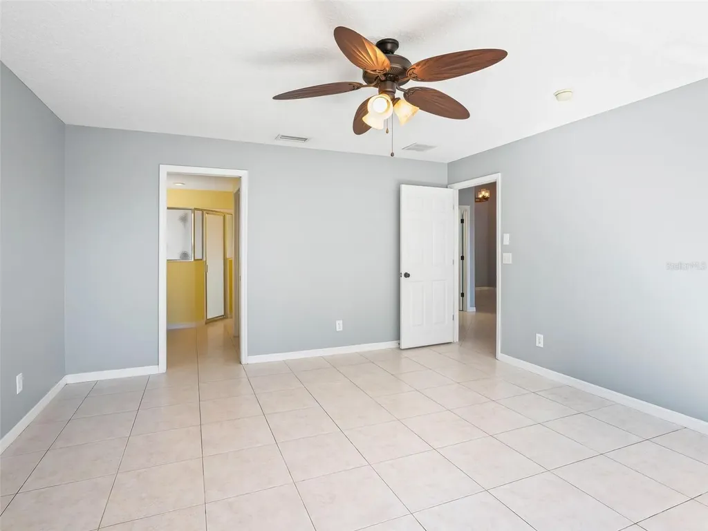 3924 Woodpecker Drive Fruitland Park FL 34731