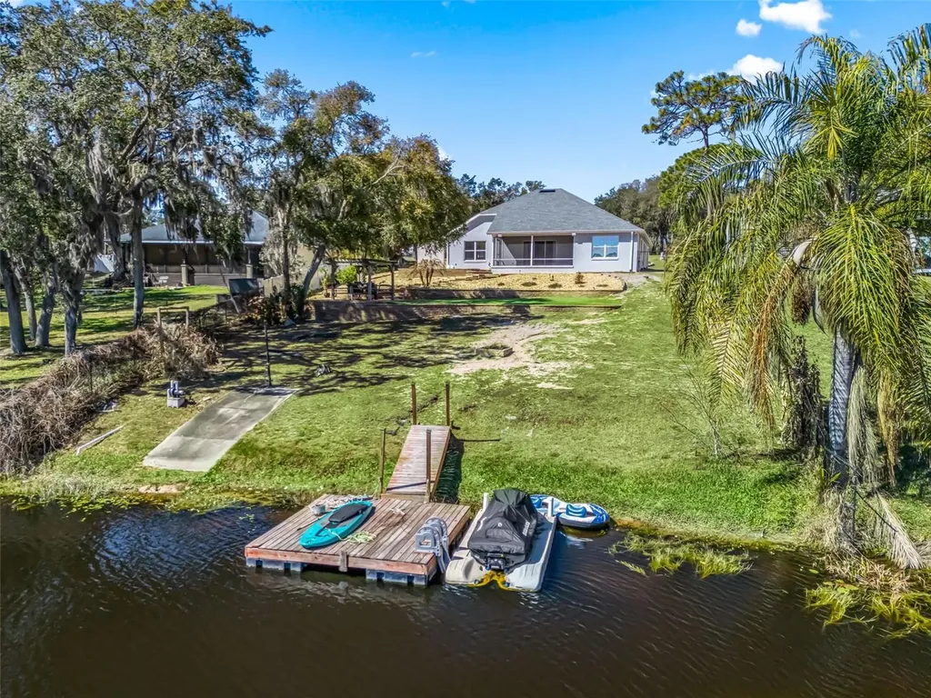 3924 Woodpecker Drive Fruitland Park FL 34731