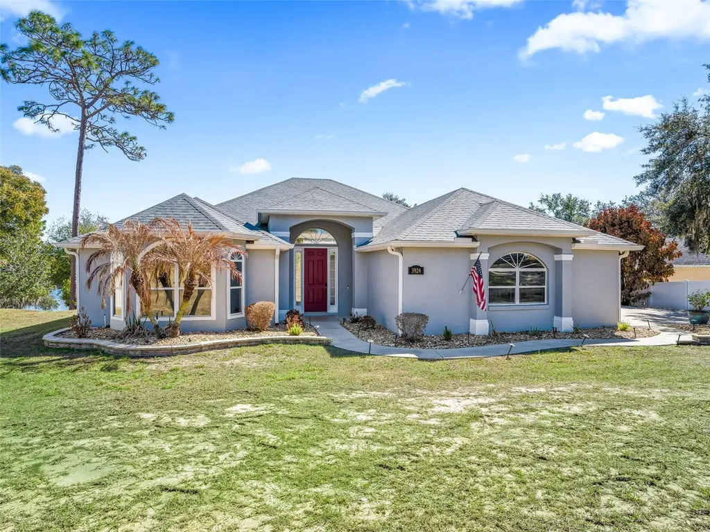 3924 Woodpecker Drive Fruitland Park FL 34731