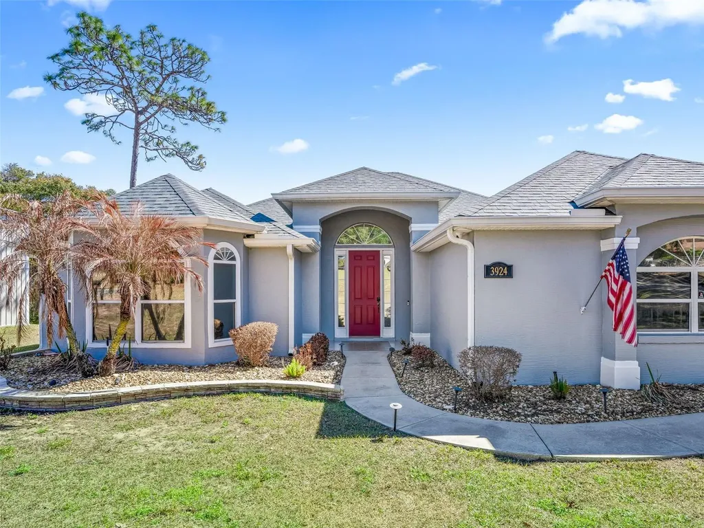 3924 Woodpecker Drive Fruitland Park FL 34731