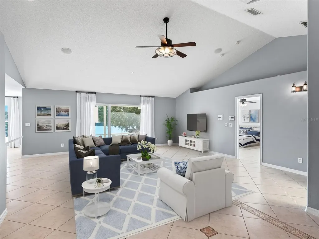 3924 Woodpecker Drive Fruitland Park FL 34731