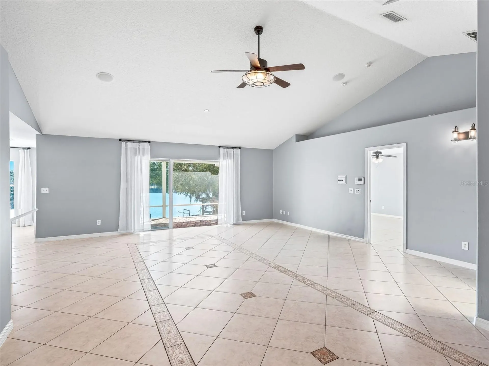 3924 Woodpecker Drive Fruitland Park FL 34731