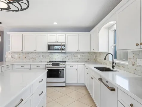 3924 Woodpecker Drive Fruitland Park FL 34731