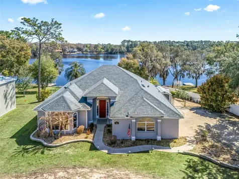 3924 Woodpecker Drive Fruitland Park FL 34731