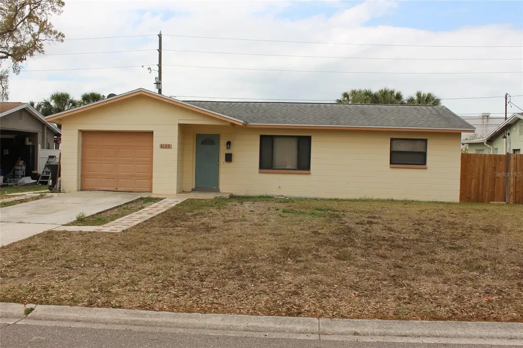 8120 7th Street N St Petersburg FL 33702