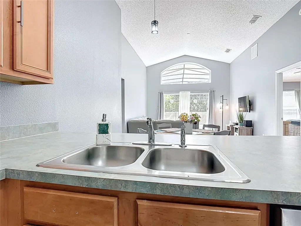 168 Hideaway Beach Lane Kissimmee FL 34746