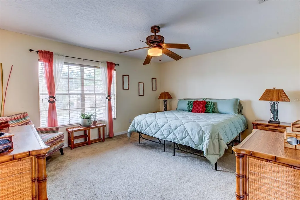 1544 Echo Lake Court Orlando FL 32828
