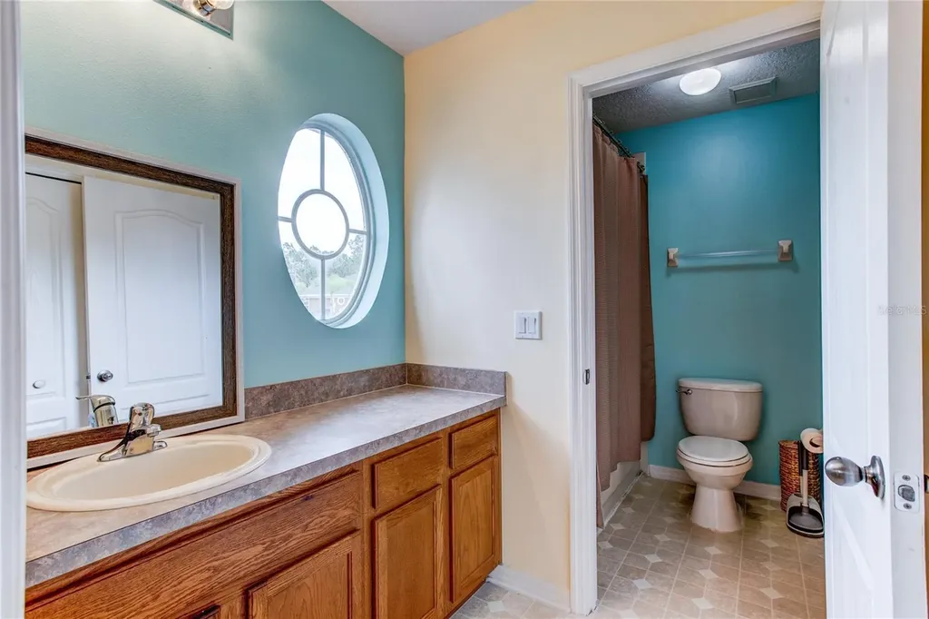 1544 Echo Lake Court Orlando FL 32828