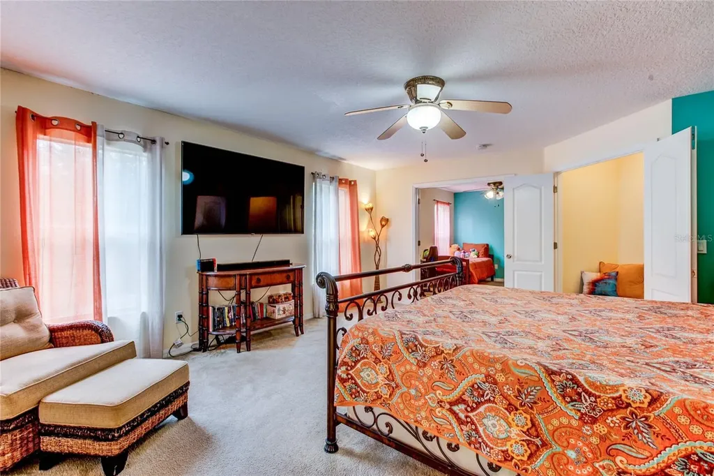 1544 Echo Lake Court Orlando FL 32828