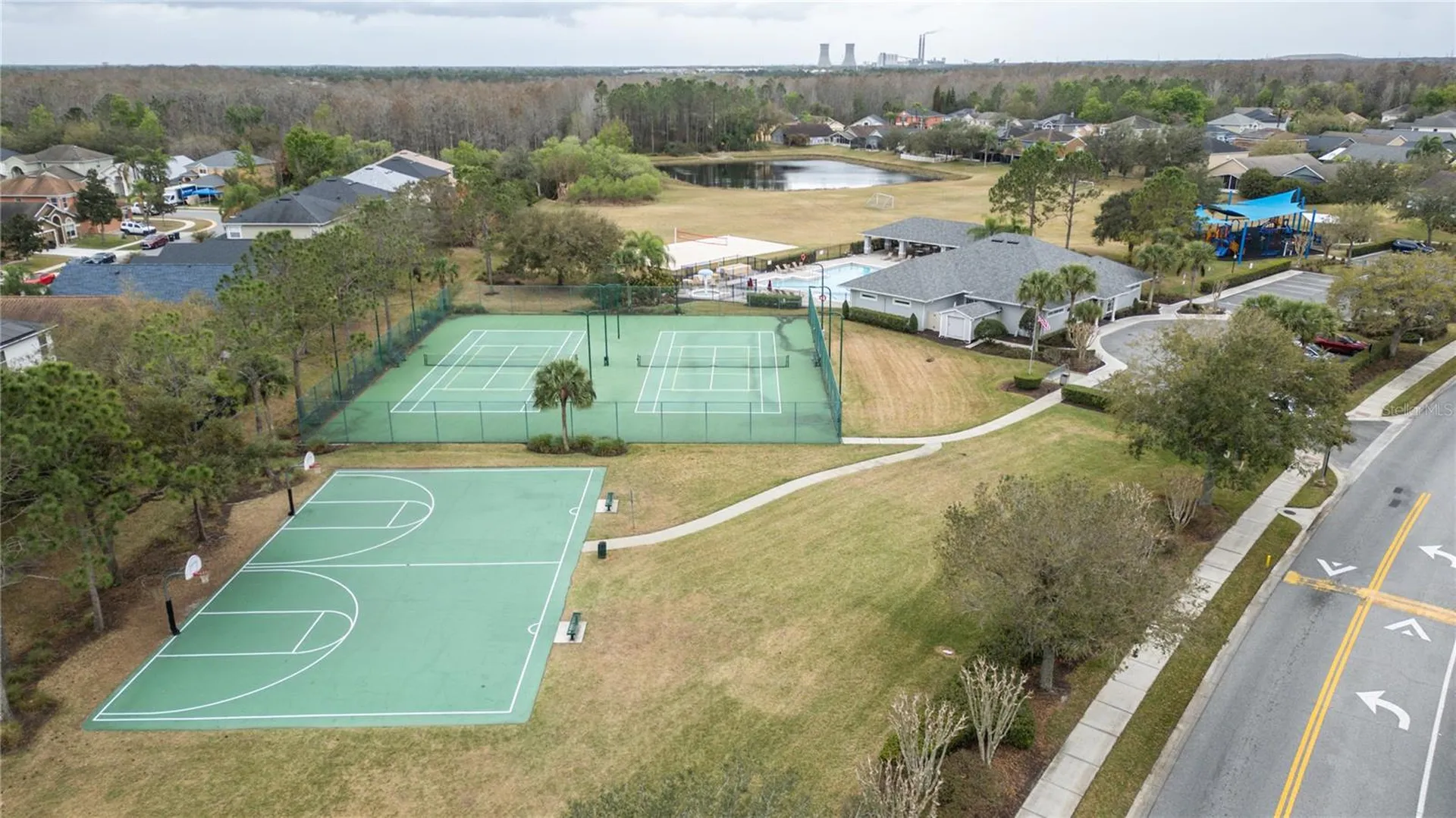 1544 Echo Lake Court Orlando FL 32828