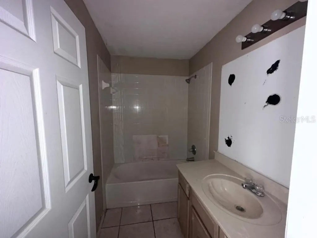 1451 Mohrlake Drive Brandon FL 33511