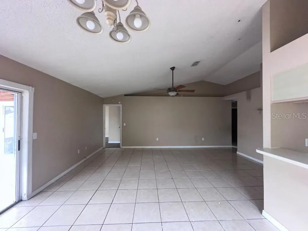 1451 Mohrlake Drive Brandon FL 33511