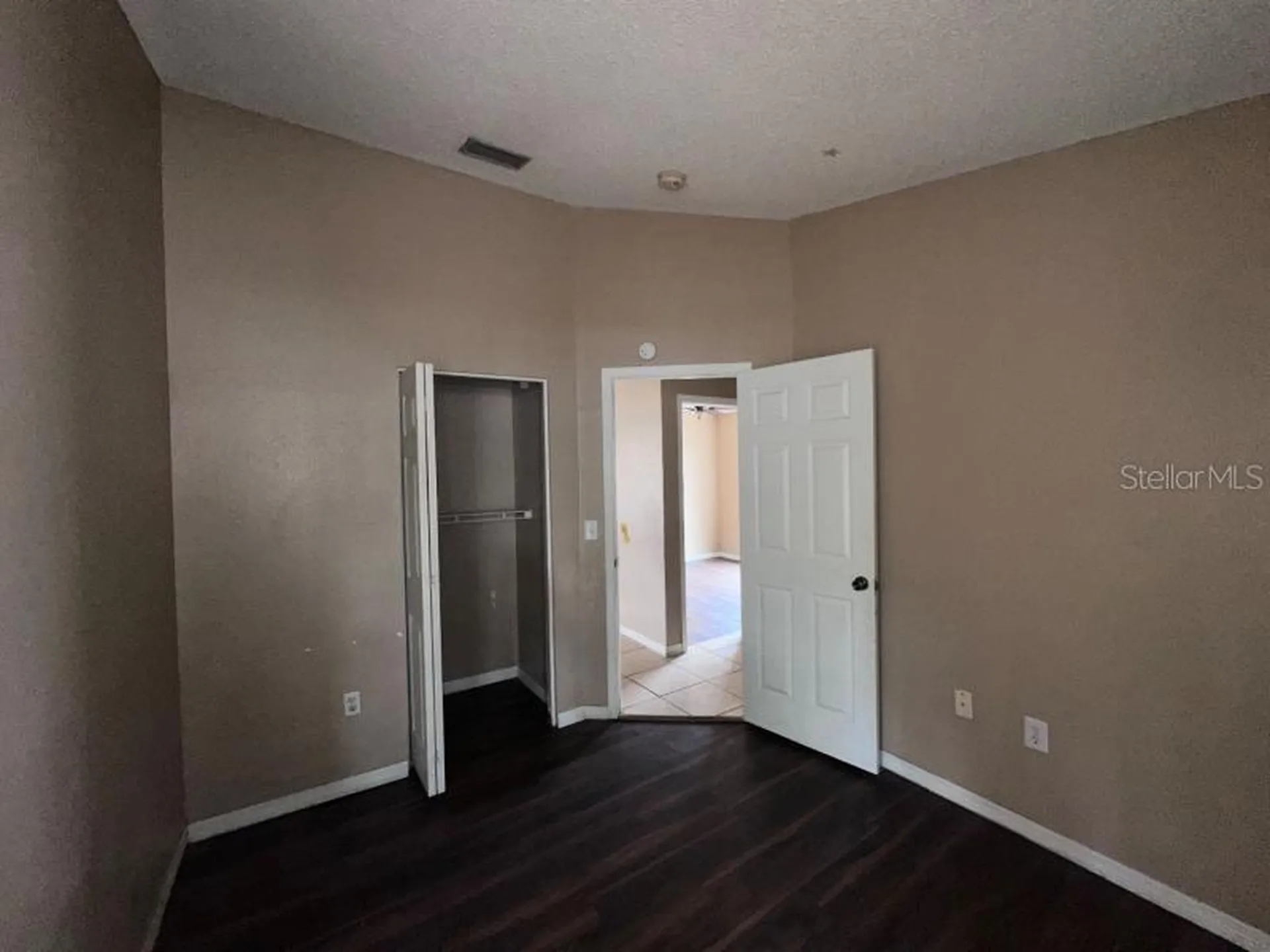1451 Mohrlake Drive Brandon FL 33511