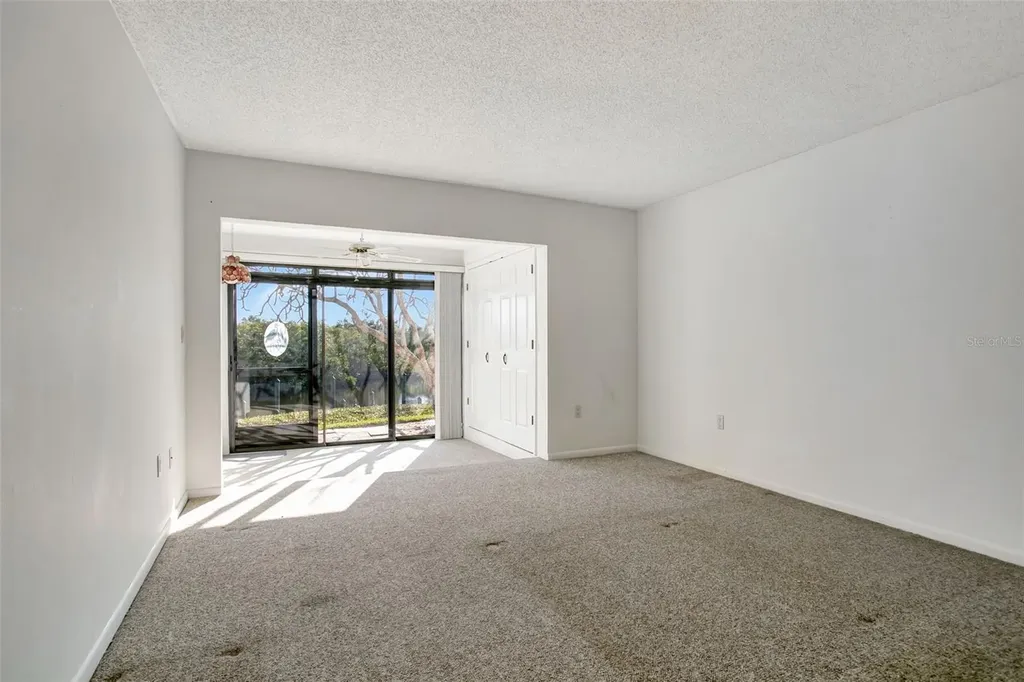 8734 54th Avenue W Bradenton FL 34210