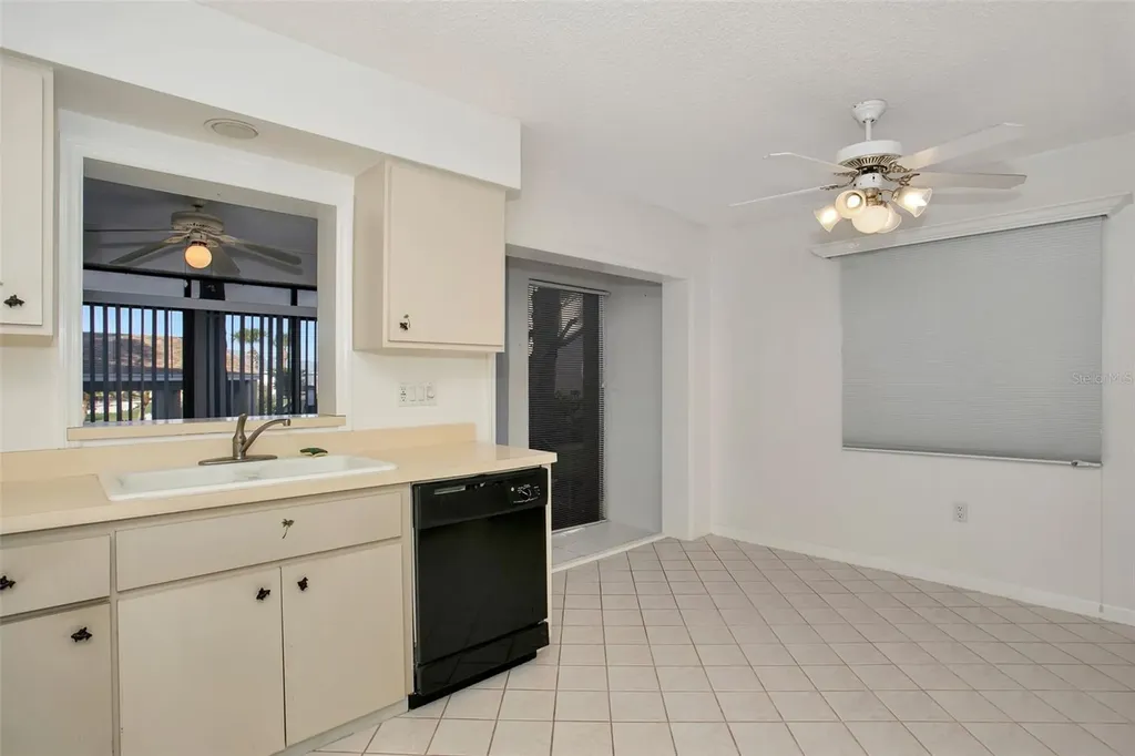 8734 54th Avenue W Bradenton FL 34210