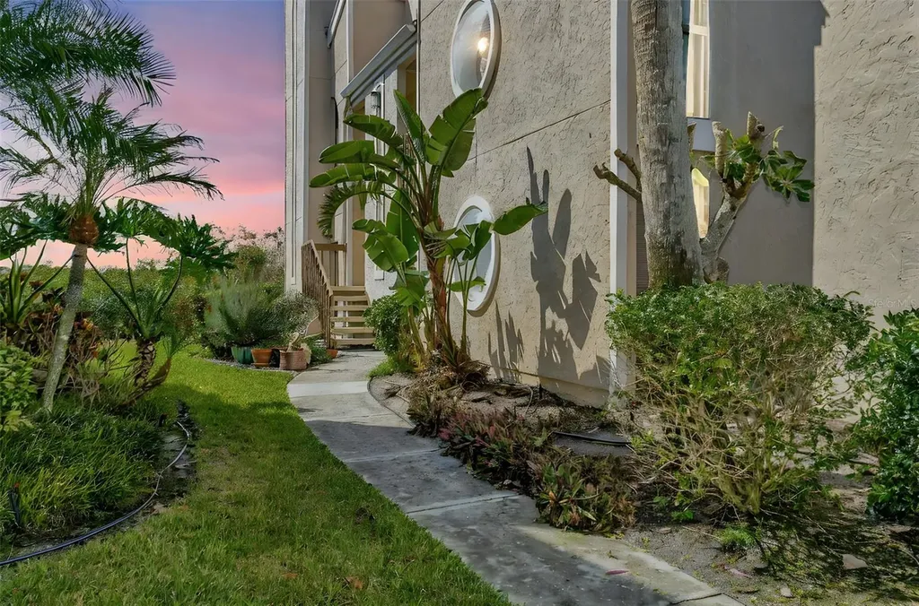 8734 54th Avenue W Bradenton FL 34210