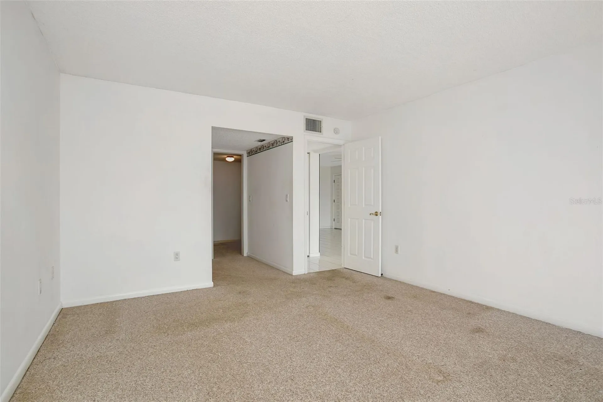 8734 54th Avenue W Bradenton FL 34210