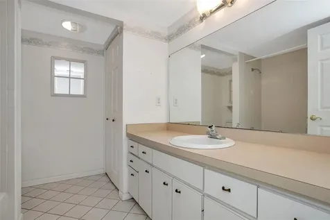 8734 54th Avenue W Bradenton FL 34210
