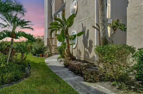 8734 54th Avenue W Bradenton FL 34210