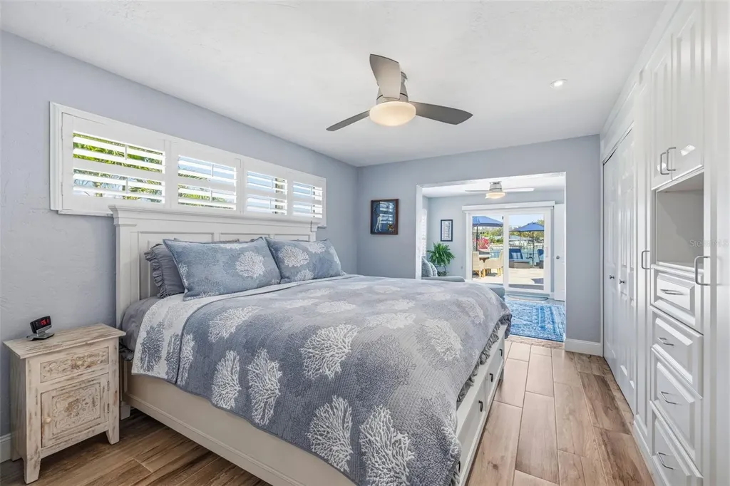 4310 40th Street S St Petersburg FL 33711