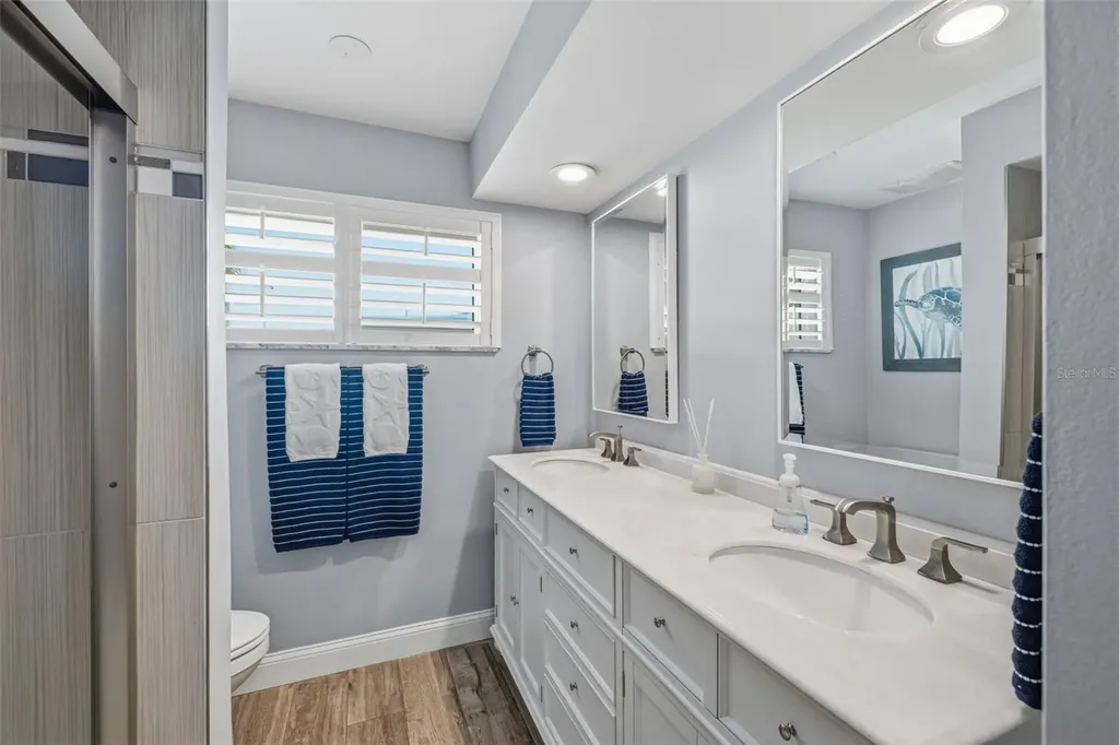 4310 40th Street S St Petersburg FL 33711