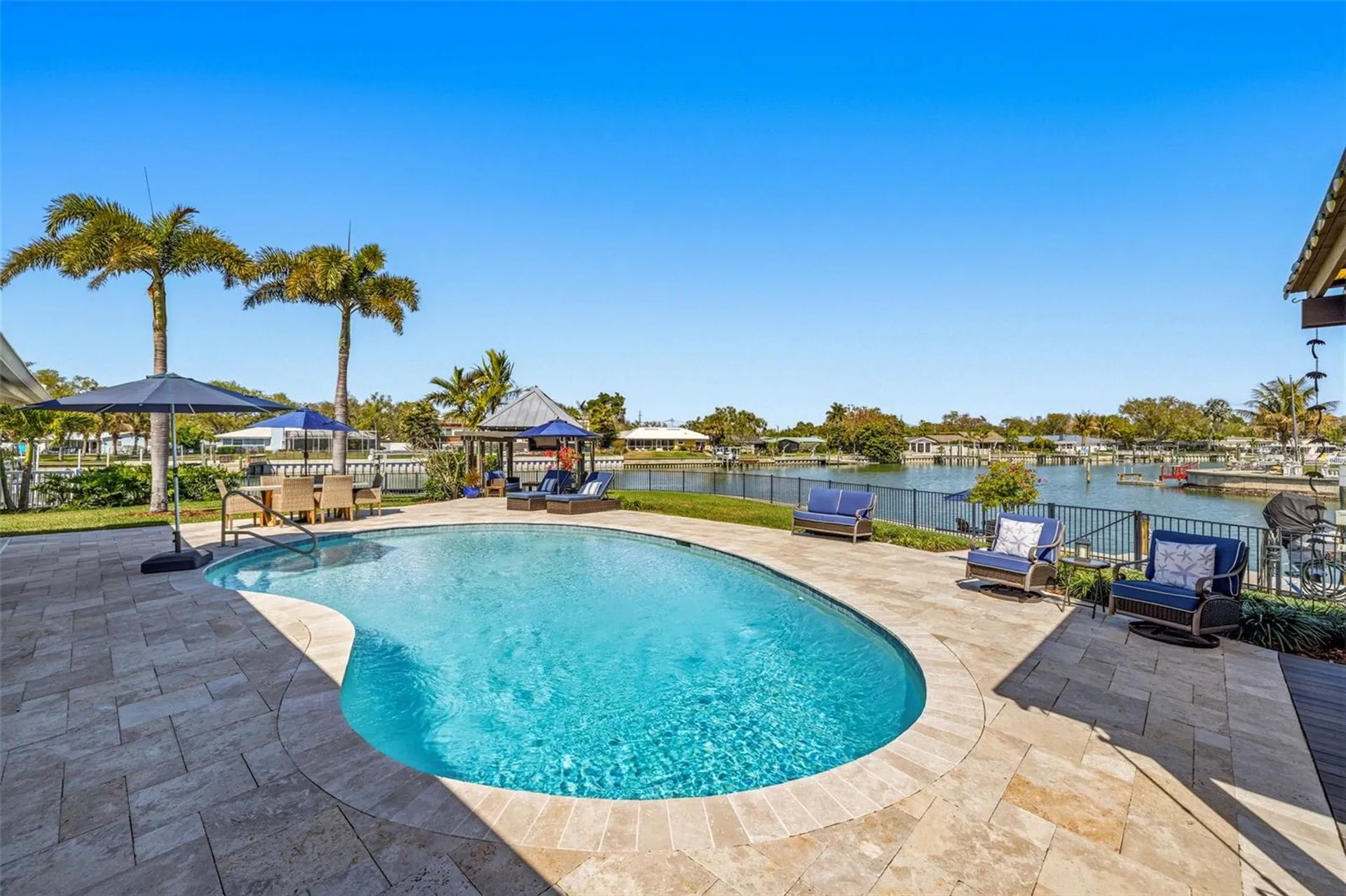 4310 40th Street S St Petersburg FL 33711