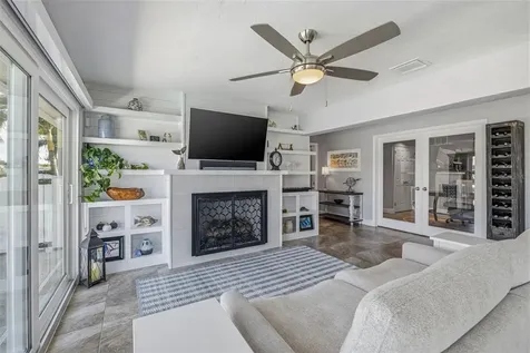 4310 40th Street S St Petersburg FL 33711