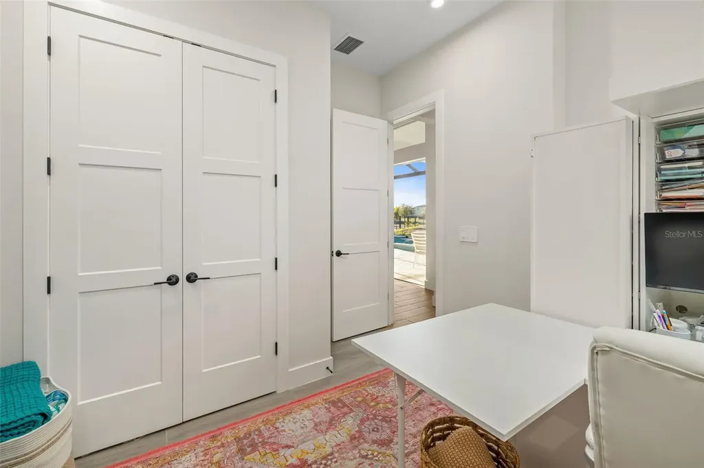 4677 Antrim Drive Sarasota FL 34240