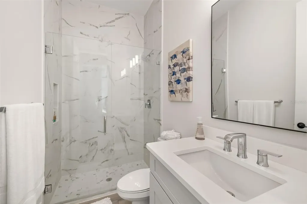 4677 Antrim Drive Sarasota FL 34240